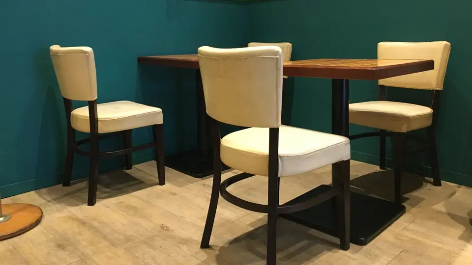 カフェの店内風景